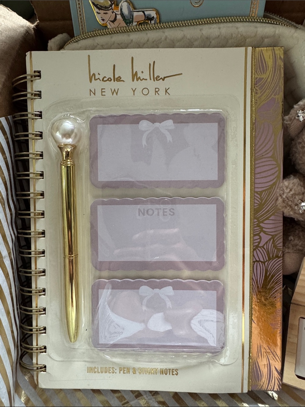 Bestie Box - Picture 6 of 9